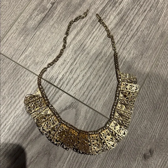 Necklace - Picture 1 of 1